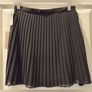 Wilfred by Aritzia Twirl Mini Skirt- New with tags!